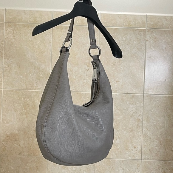 SOLD 😃 Michael Kors Gray Leather Slouch Purse w. Chrome Hardware - Picture 6 of 11